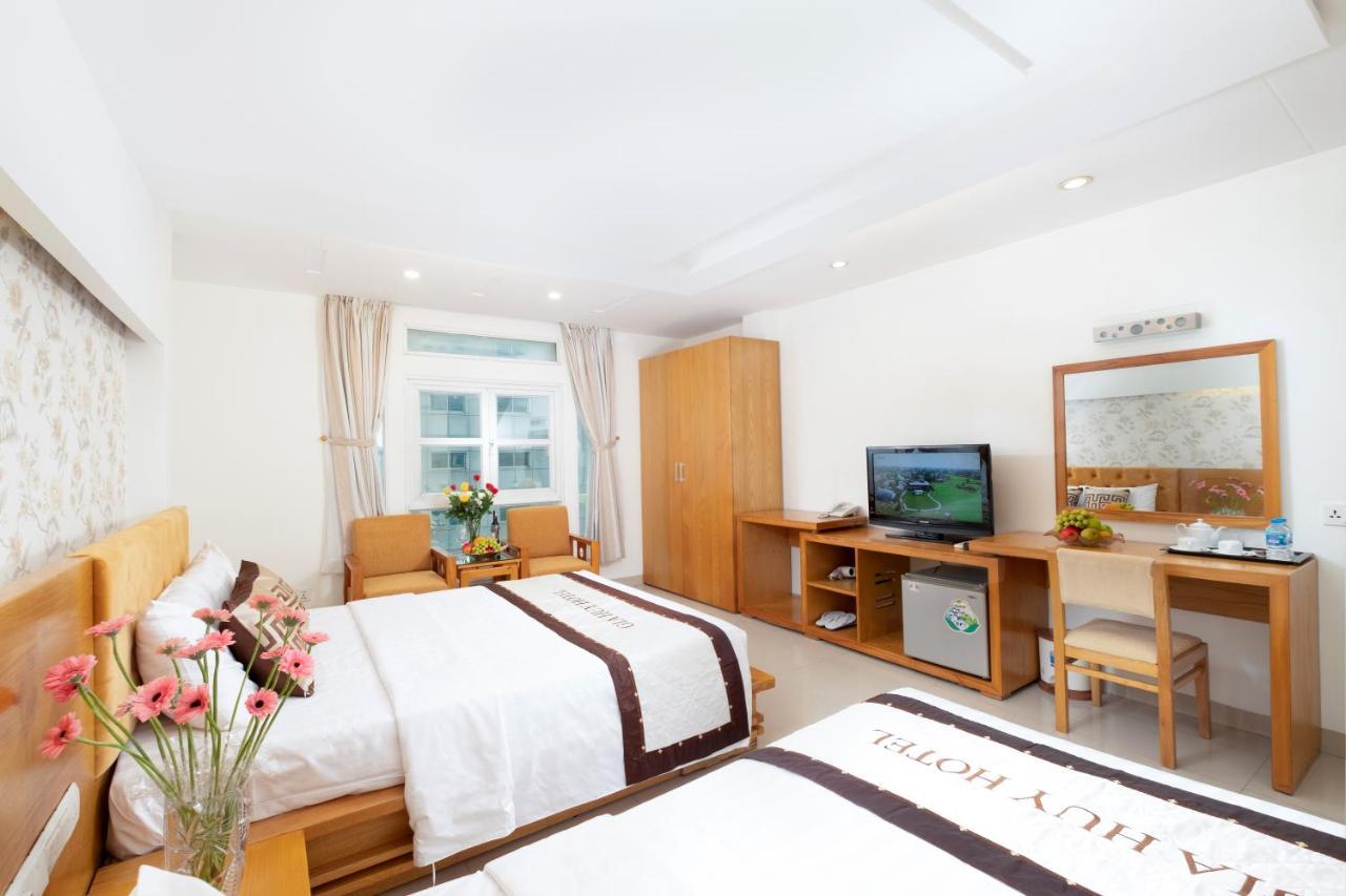 Gia Huy Hotel Ho Chi Minh-stad Buitenkant foto