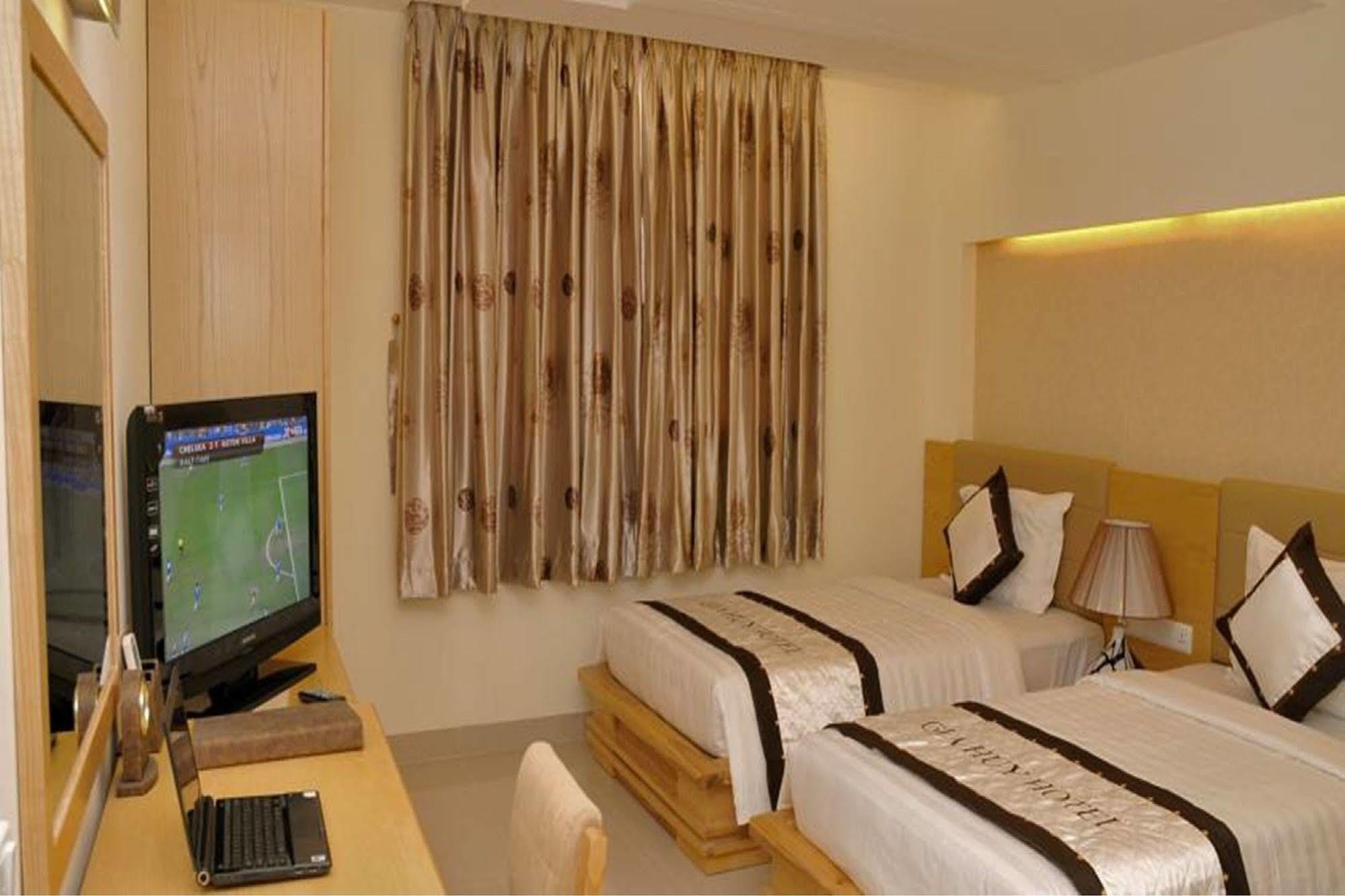 Gia Huy Hotel Ho Chi Minh-stad Buitenkant foto