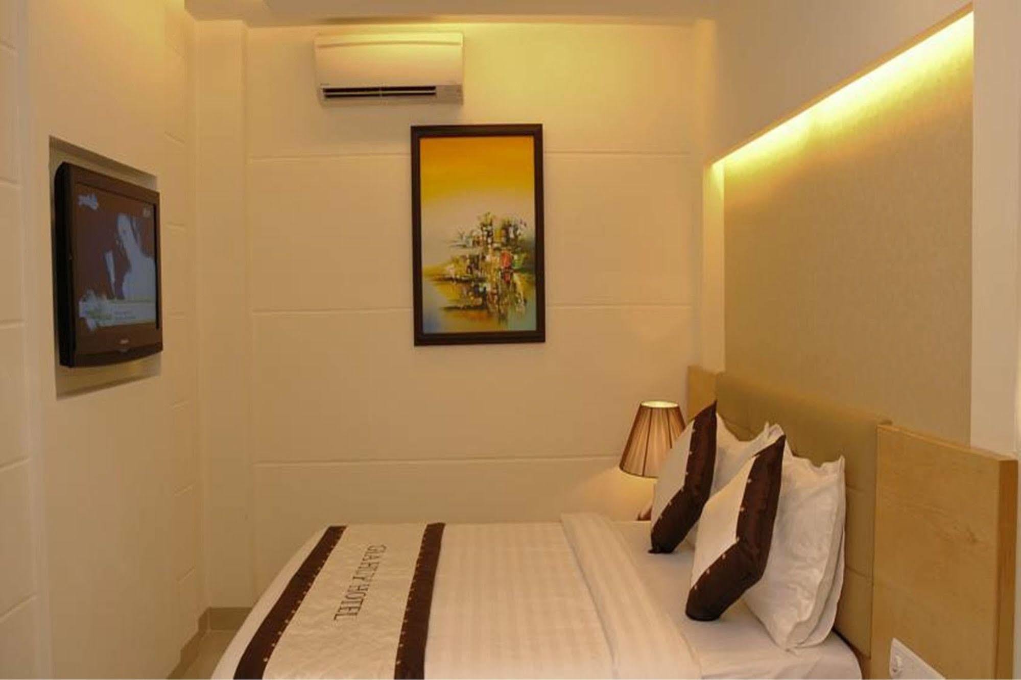 Gia Huy Hotel Ho Chi Minh-stad Buitenkant foto