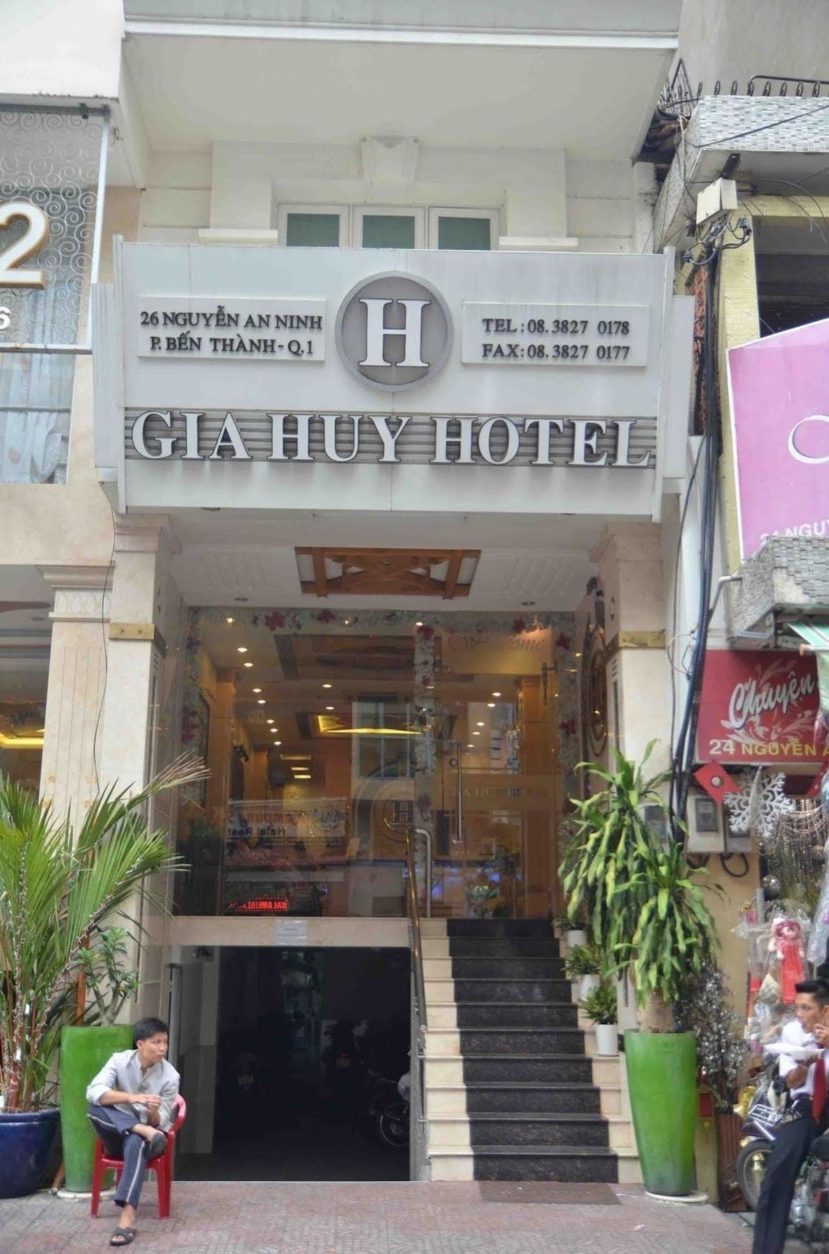 Gia Huy Hotel Ho Chi Minh-stad Buitenkant foto